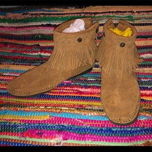 Minnetonka Moccasins